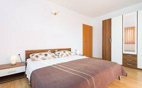 Adria Punat Apartments